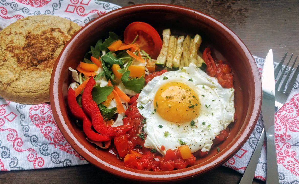 5 de Mayo: Huevos rancheros with veggies and flax gordita