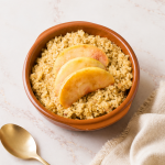 Quinoa with apple & cinnamon